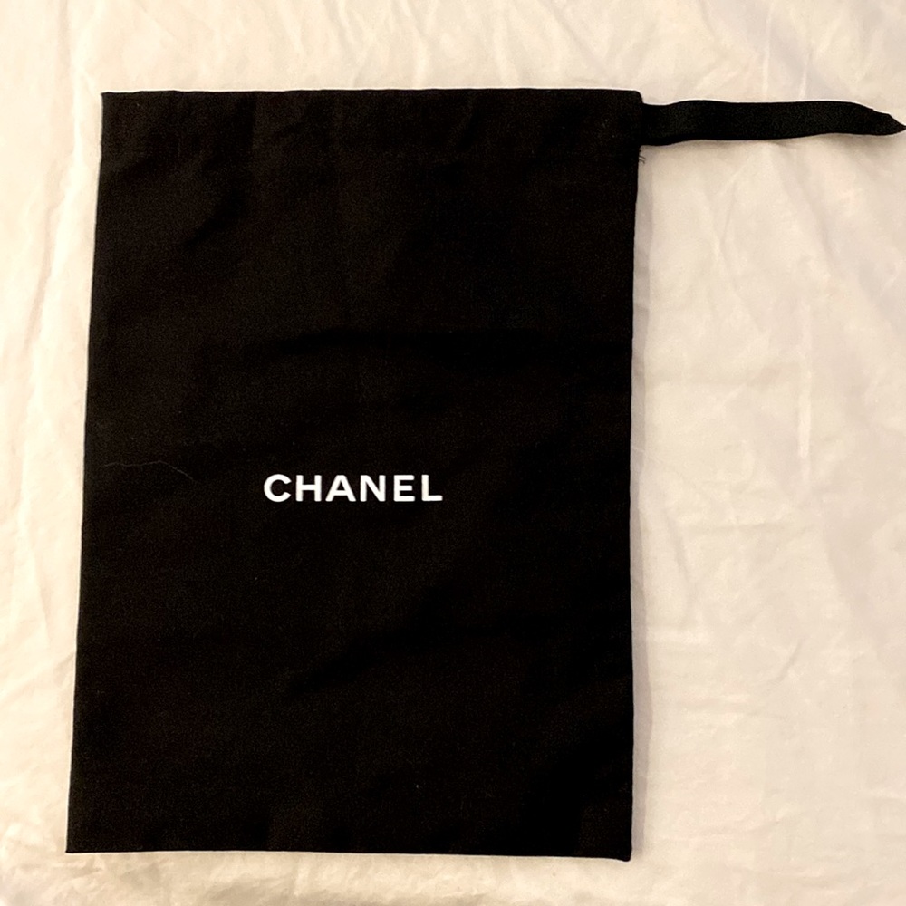 Chanel dustbag 13x10